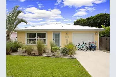 856 98th Ave N, Naples, FL 34108 - Photo 4