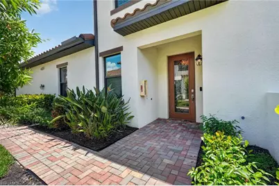 12047 Hawthorn Lake Dr #102, Fort Myers, FL 33913 - Photo 10