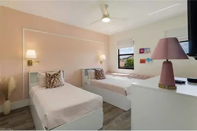 8785 Madrid Cir, Naples, FL 34104 - Photo 20
