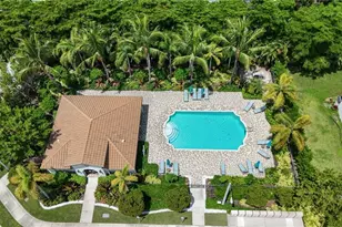 8785 Madrid Cir, Naples, FL 34104 - Photo 36