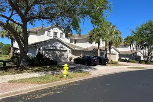 6821 Ascot Dr, Naples, FL 34113 - Photo 4