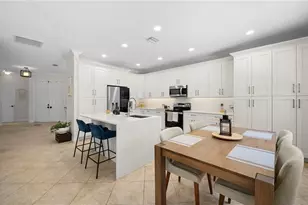 1324 Triandra Ln, Naples, FL 34119 - Photo 8