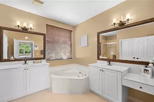 1324 Triandra Ln, Naples, FL 34119 - Photo 24