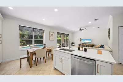 1324 Triandra Ln, Naples, FL 34119 - Photo 14