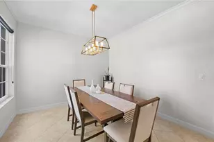 1324 Triandra Ln, Naples, FL 34119 - Photo 4