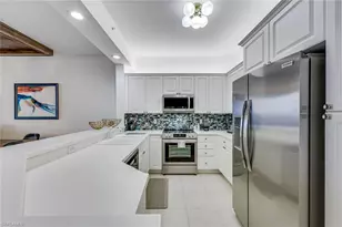 400 Flagship Dr, Naples, FL 34108 - Photo 8