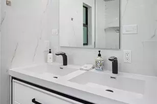 161 Mahogany Dr, Naples, FL 34108 - Photo 12