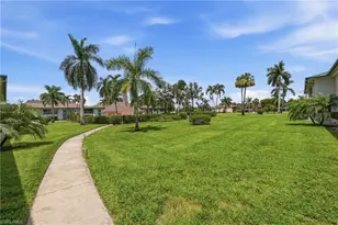 325 Charlemagne Blvd, Naples, FL 34112 - Photo 32