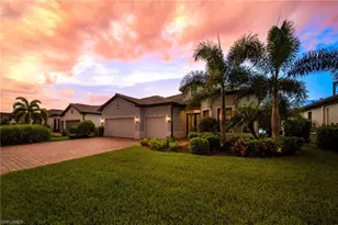 6851 Winding Cypress Dr, Naples, FL 34114 - Photo 32