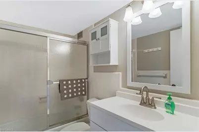 1300 Gulf Shore Blvd N #406, Naples, FL 34102 - Photo 10