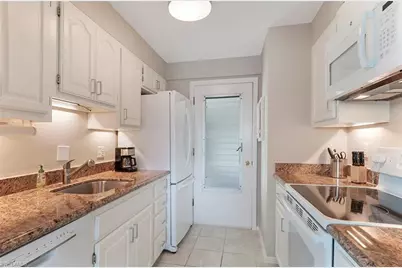 1300 Gulf Shore Blvd N #406, Naples, FL 34102 - Photo 12