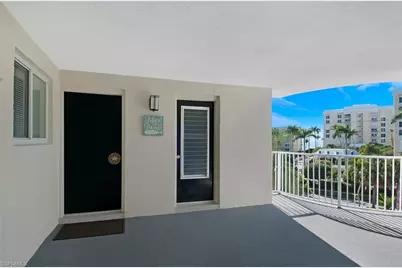 1300 Gulf Shore Blvd N #406, Naples, FL 34102 - Photo 8
