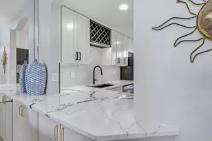 848 W Elkcam Cir, Marco Island, FL 34145 - Photo 10