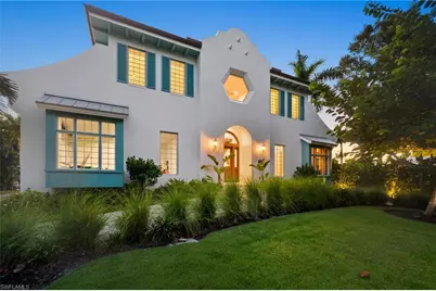 1140 8th St S, Naples, FL 34102 - Photo 2