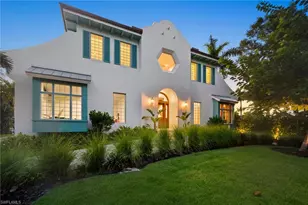 1140 8th St S, Naples, FL 34102 - Photo 2