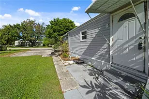 308 Cape Sable Dr, Naples, FL 34104 - Photo 6