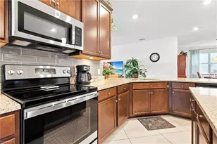 3319 Antilla Ct, Fort Myers, FL 33905 - Photo 16