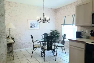 661 Wiggins Lake Dr, Naples, FL 34110 - Photo 22