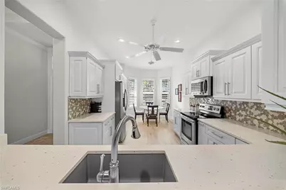 479 Preswick Ln, Naples, FL 34120 - Photo 4