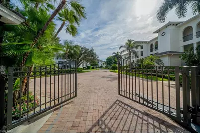 700 Bentwater Cir #103, Naples, FL 34108 - Photo 32