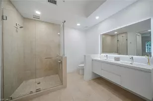 700 Bentwater Cir, Naples, FL 34108 - Photo 22