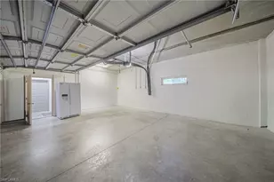 700 Bentwater Cir, Naples, FL 34108 - Photo 28