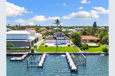 1535 Dolphin Ln, Naples, FL 34102 - Photo 4