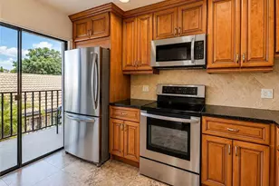 3370 10th St N, Naples, FL 34103 - Photo 4