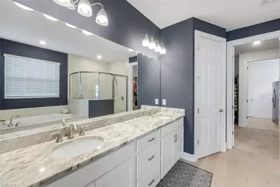 950 Stonewater Lake Ter, Cape Coral, FL 33993 - Photo 20