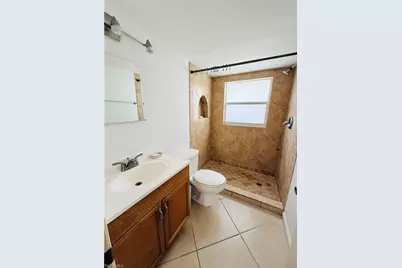 3250 10th St N #B2, Naples, FL 34103 - Photo 16