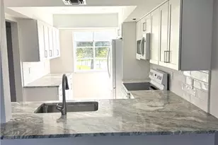 18068 San Carlos Blvd, Fort Myers Beach, FL 33931 - Photo 4