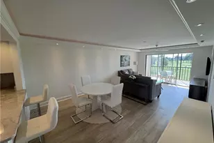 37 High Point Cir E, Naples, FL 34103 - Photo 6