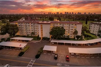 37 High Point Cir E #305, Naples, FL 34103 - Photo 20