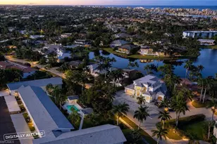 4126 Belair Ln, Naples, FL 34103 - Photo 34
