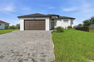382 Pauline Ave, Lehigh Acres, FL 33974 - Photo 2