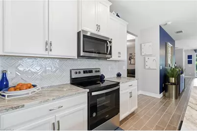 28395 Captiva Shell Loop, Bonita Springs, FL 34135 - Photo 10