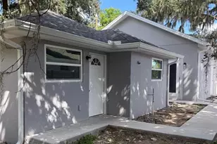 1217 Ecstasy St E, Lehigh Acres, FL 33974 - Photo 4