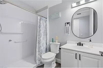 1425 Mariposa Cir #101, Naples, FL 34105 - Photo 4