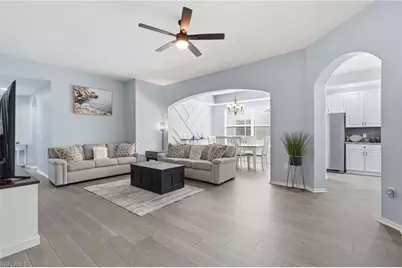 1425 Mariposa Cir #101, Naples, FL 34105 - Photo 2
