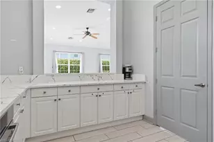 1425 Mariposa Cir, Naples, FL 34105 - Photo 42