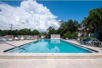 5 High Point Cir W #104, Naples, FL 34103 - Photo 26