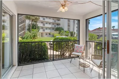 5 High Point Cir W #104, Naples, FL 34103 - Photo 22