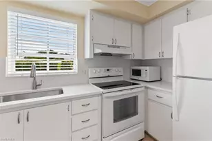 5 High Point Cir W, Naples, FL 34103 - Photo 14