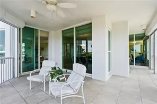 285 Grande Way, Naples, FL 34110 - Photo 32