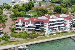 334 La Peninsula Blvd, Naples, FL 34113 - Photo 4