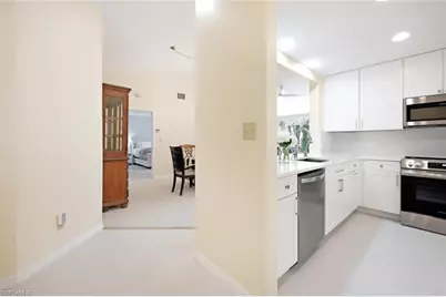 506 Courtside Dr #E201, Naples, FL 34105 - Photo 6