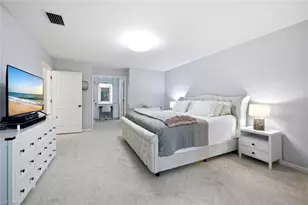 506 Courtside Dr, Naples, FL 34105 - Photo 18