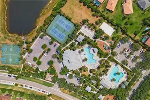 2792 Blossom Wy, Naples, FL 34120 - Photo 2