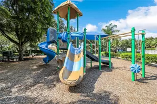 1725 Morning Sun Ln, Naples, FL 34119 - Photo 18