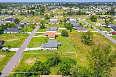 2215 NE 34th Ln, Cape Coral, FL 33909 - Photo 8
